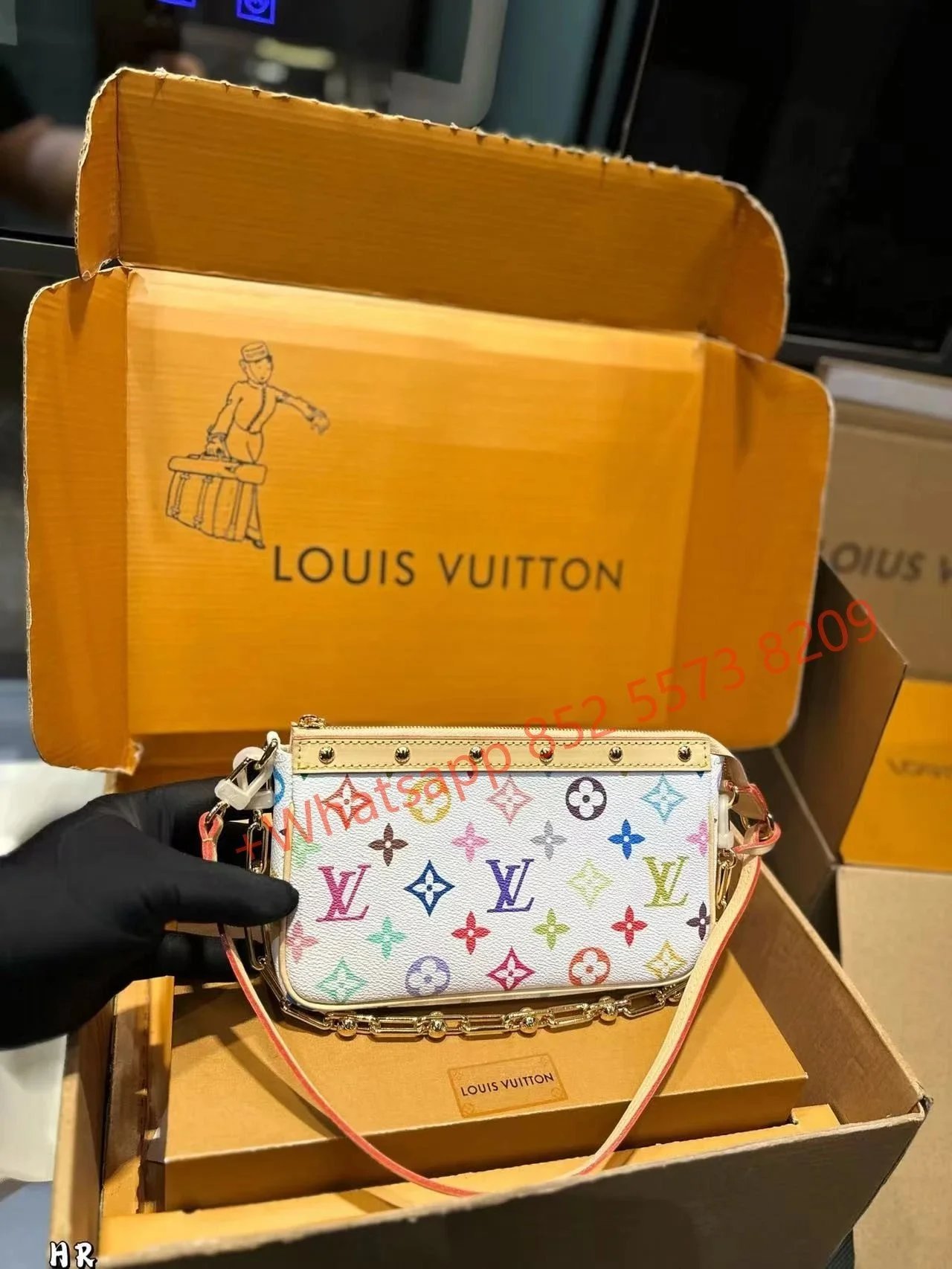 8(NFC) 8(NFC)