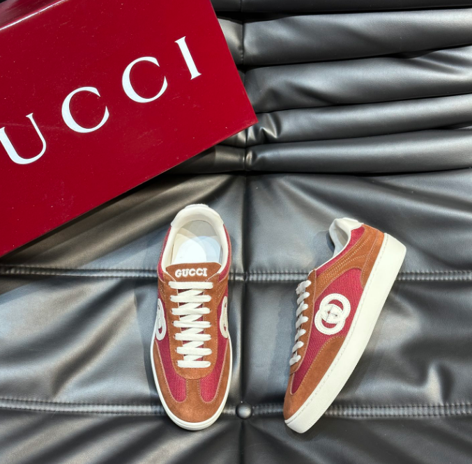4 4